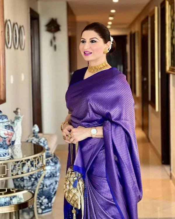 Purple_Woven_Kanjivaram_Silk_Saree_with_Saree_Cover